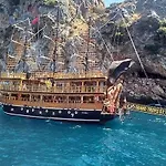 Boat Tour With Lunch In Alanya 4 Hours Trip